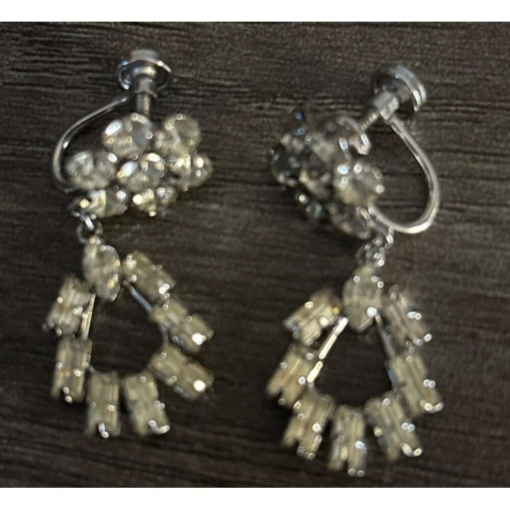 Vintage Sterling Star Art Signed Screw Back Earrings